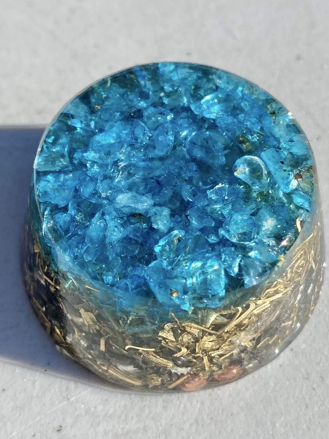 Blue Topaz Orgone Generator Energy Accumulator 528Hz/7.83Hz/Advance Harmonics Many Beautiful Ingredients and Colors! (Blue Topaz)